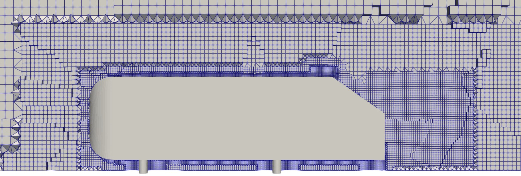 Mesh cross-section at the symmetry plane.